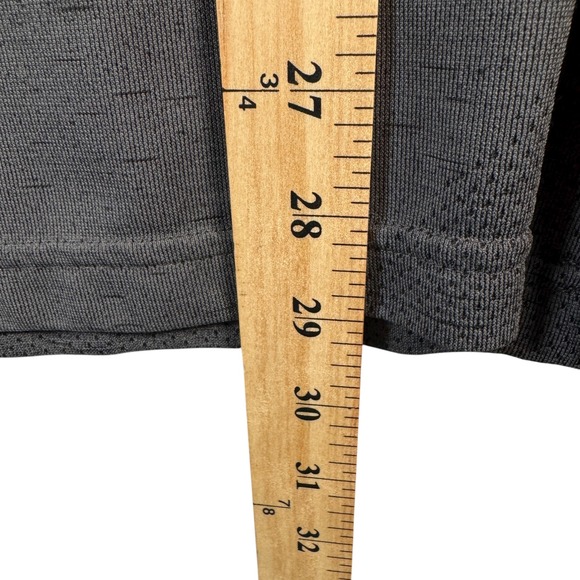 Under Armour Men's M Gray Fitted Long Sleeve Performance‎ Shirt Minimalist - Picture 5 of 5